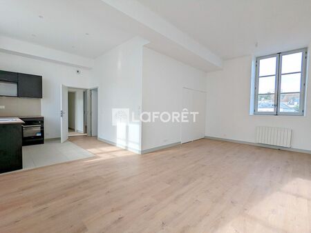 studio 3 pièces 67 m²