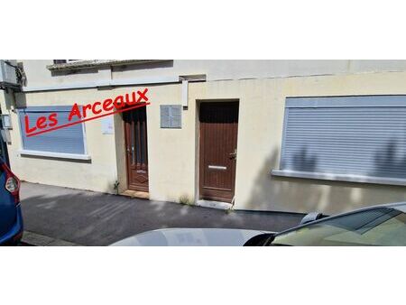 local commercial 2 pièces 38 m² montpellier