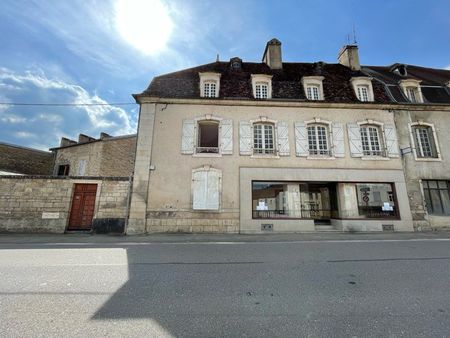 bâtiment a champlitte