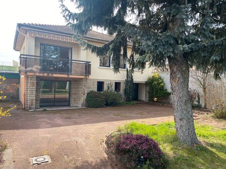 opportunite: ste foy les lyon /maison familiale de 150 m² - 500 m² de terrain – calme et p