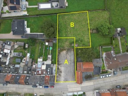 terrain du projet n° 185 & 187  1686 m² en prairie