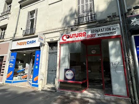 vente locaux professionnels 78.95 m²