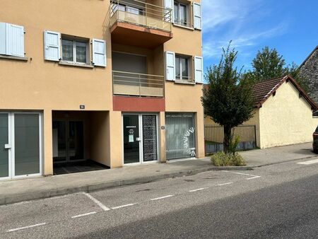 local commercial 30m2