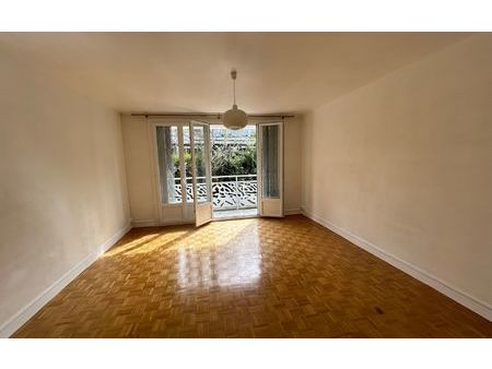 location appartement  58.57 m² t-3 à fontenay-aux-roses  1 195 €