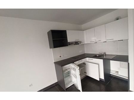 location appartement  m² t-2 à nancy  653 €