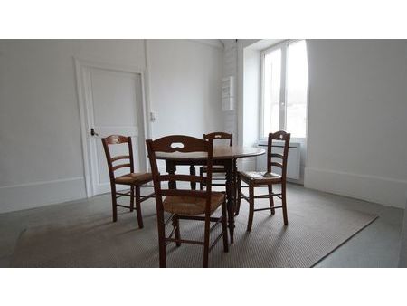 appartement à louer noyers s/serein- au mois ou à l'année