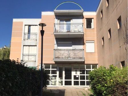 studio 23 m2+ loggia 5 m2 grenoble