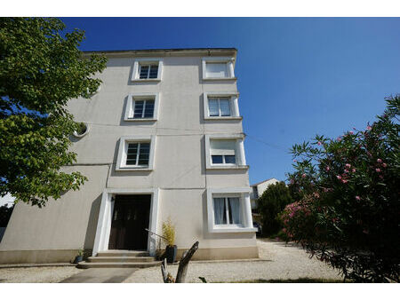 royan : appartement de 3 pièces (79 m²) en vente