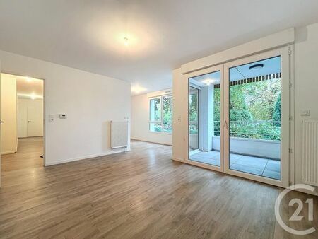 appartement t3 à vendre - 3 pièces - 69 74 m2 - la madeleine - 59 - nord-pas-de-calais