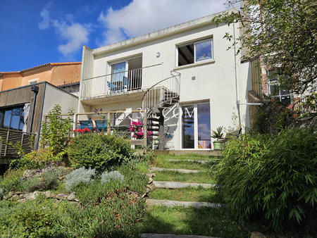 vente maison à la roche-sur-yon centre ville (85000) : à vendre / 135m² la roche-sur-yon c