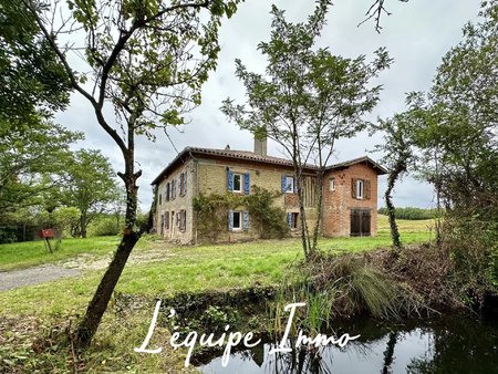 ferme avec dépendances sur près de 1.4ha