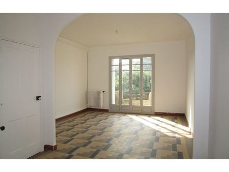 location appartement 3 pièces 91 m² montpellier (34000)