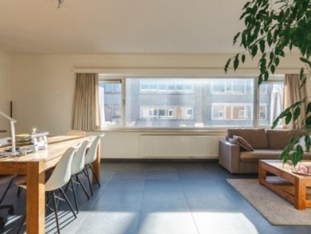 appartement te koop in sint-amandsberg