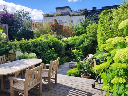 maison de luxe à vendre dans le quartier le petit pont amphibie