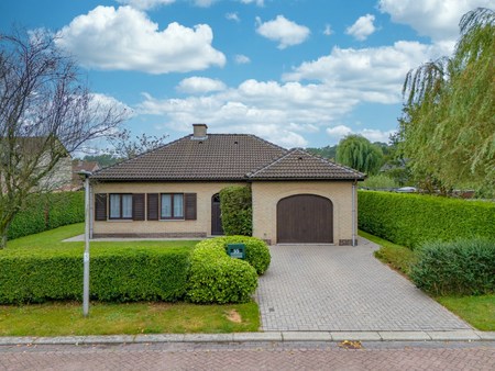 huis te koop in brasschaat met 3 slaapkamers