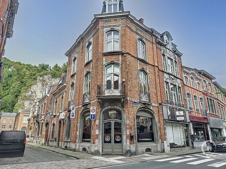 immeuble de rapport à vendre au centre de dinant