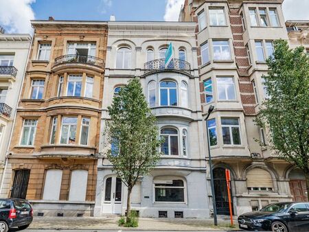 appartement à louer à ixelles € 3.000 (kvcjc) - immo le lion | zimmo