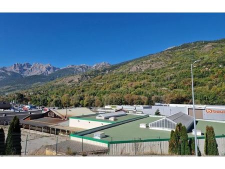 vente commerce 2 pièces 1800 m² briançon (05100)