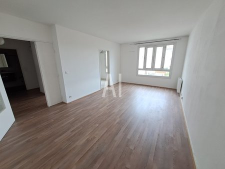 appartement f2 (53 m²) à louer à poissy