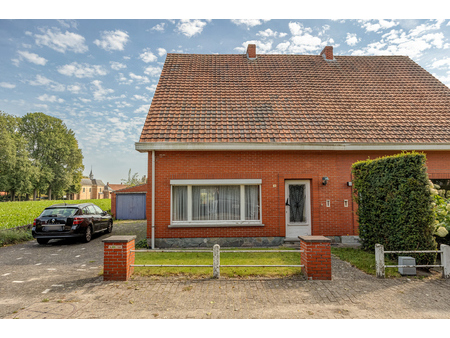 huis te koop in hoogstraten met 3 slaapkamers