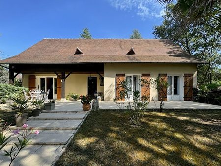 vente maison 6 pièces 200 m²