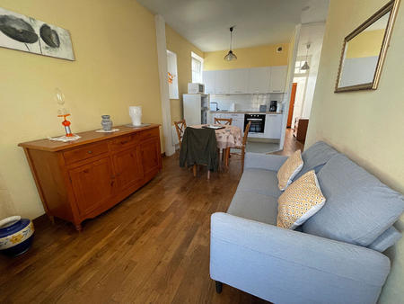 location appartement 3 pièces meublé à dinan (22100) : à louer 3 pièces meublé / 46m² dina