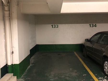 parking 18 m2 au 90 avenue du maine 75014 paris