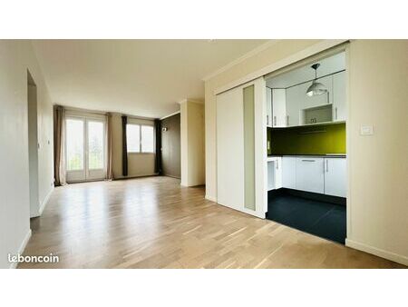 vends appartement f4 74m²