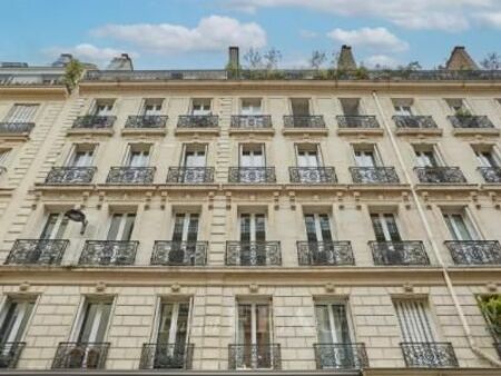 superbe studio à vendre paris 75008