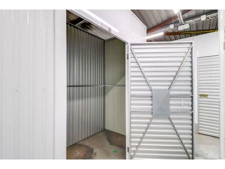 garage/box 4 m² coignieres