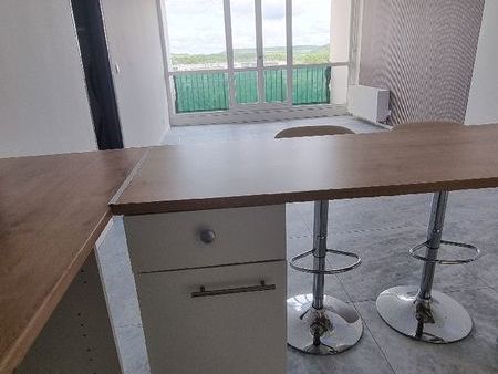 appartement f4 refait à neuf