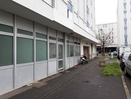 bureaux 138 m²