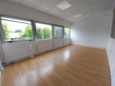 bureaux 328 m²