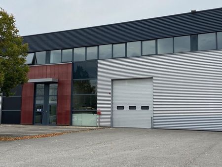 local bureaux 406 m²