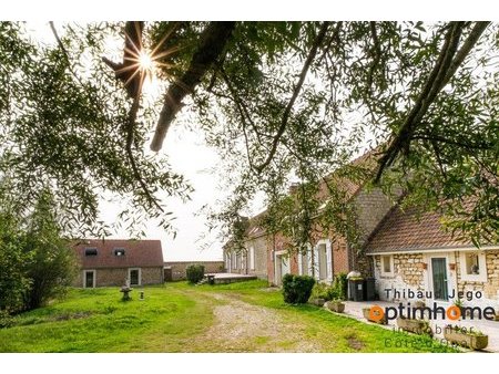 magnifique corps de ferme rénové à rety - deux habitations  grange  dépendances sur plus d