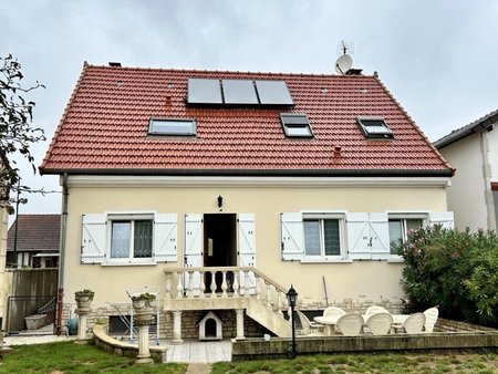 vente maison traditionnelle 7 pièces de 166 m² à montigny