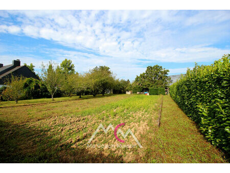 dreffeac bourg  beau terrain à bâtir d'environ 850m2