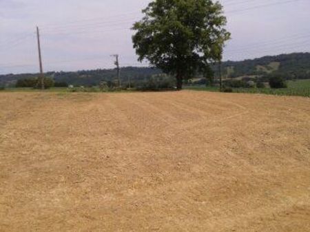 terrain constructible 1500m²