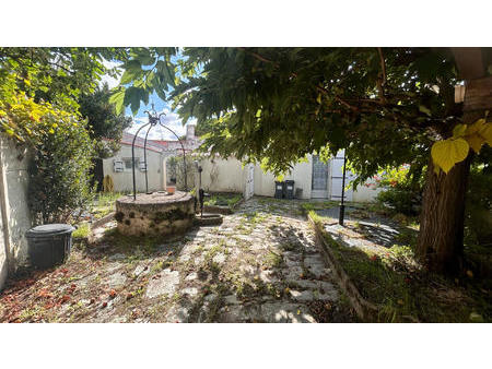 vente maison à saint-gilles-croix-de-vie croix de vie (85800) : à vendre / 59m² saint-gill