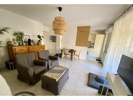 appartement meublé à louer - la londe les maures