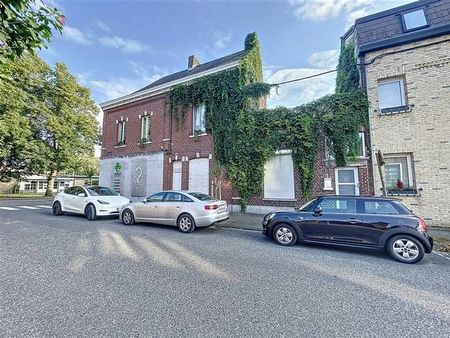 sublime appartement 3 chambres avec spacieuse terrasse.