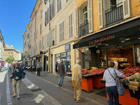 local emplacement n1 rue italie aix