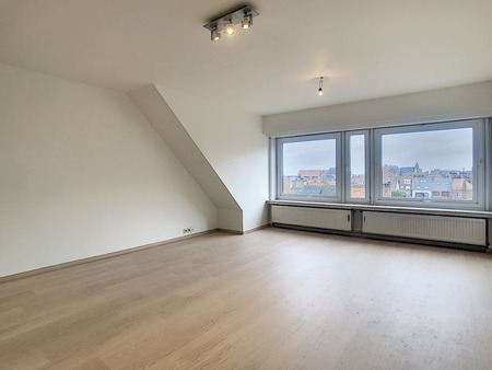 appartement te huur in oostende met 3 slaapkamers