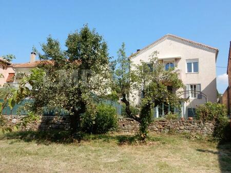 maison en pierre avec 2 appartements - garage - grand terrain