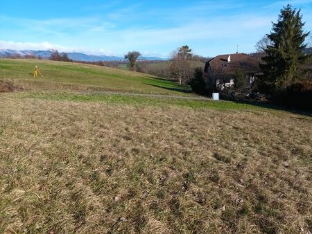 terrain 1432 m2 pougny