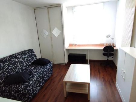 studio 1 pièce 19 m²