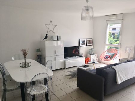 location appartement 3 pièces 84 m²