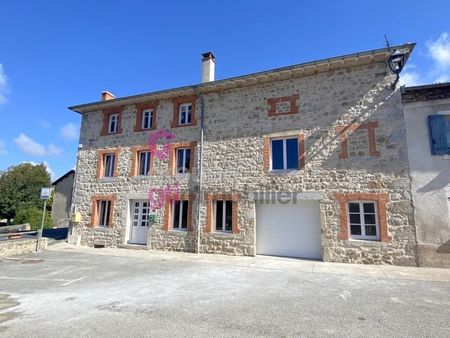 maison de village 2 pièces 320 m²