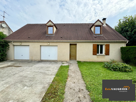 maison 132m². dpe en c. terrain 669m². garages