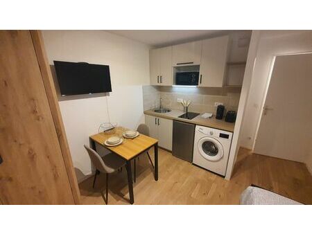 studio meublé 17m²  quartier cité des congrès (dispo 15/09)